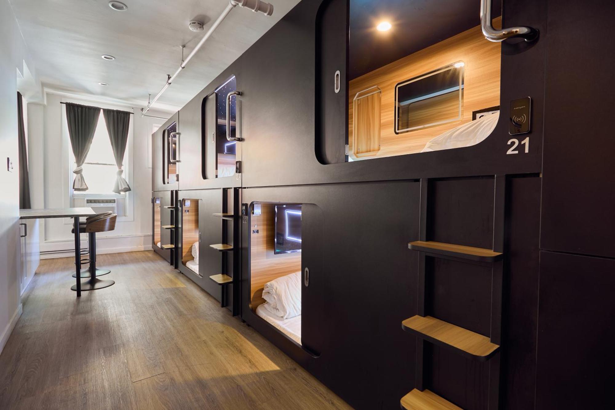 Capsule Hotel Montréal Eksteriør bilde